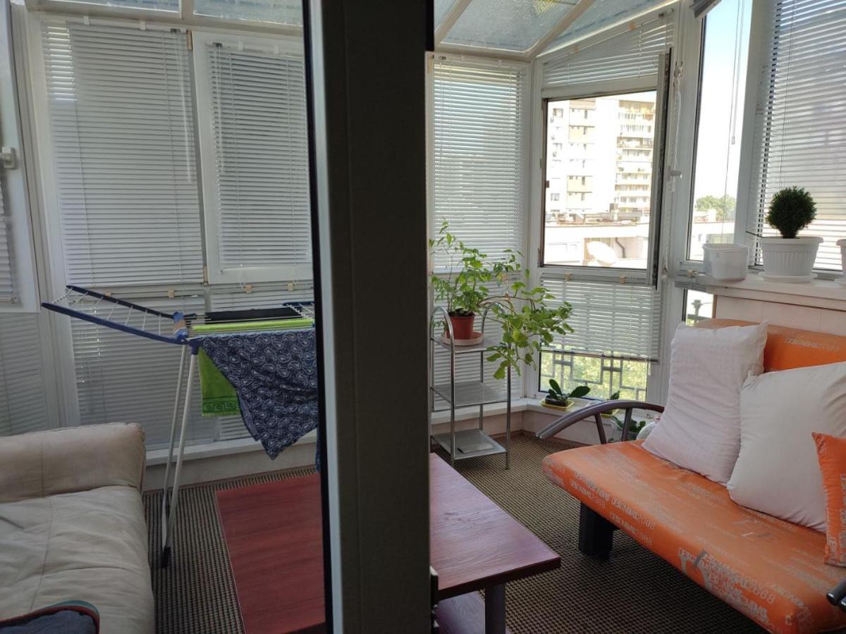 Spring Nebula Aparthotel Varna Exterior photo